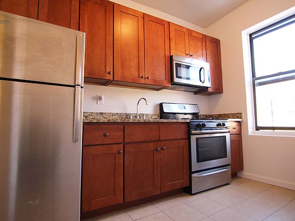 4th image of 3215 93rd St APT C18