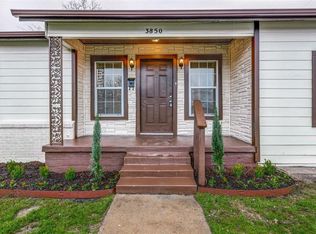 3850 Dowdell St, Fort Worth, TX 76119
