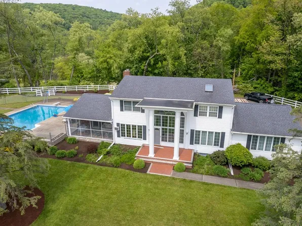 385 Laning Creek Rd, Towanda, PA 18848