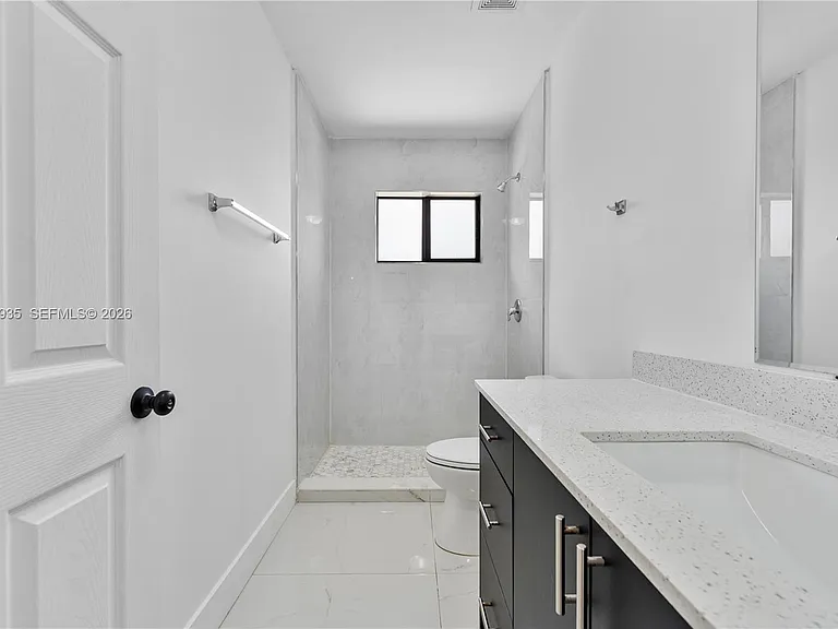 11970 SW 215th St #B — Photo 33