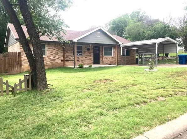 1217 2nd St N, Kerrville, TX 78028