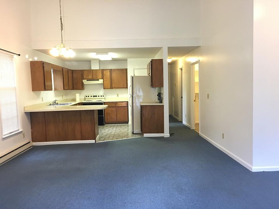 kitchen / hallway/ laundry room on the right
