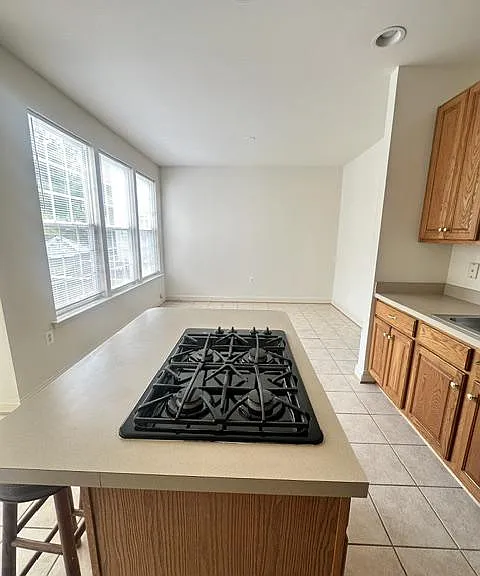 637 McLeary Sq SE — Photo 9