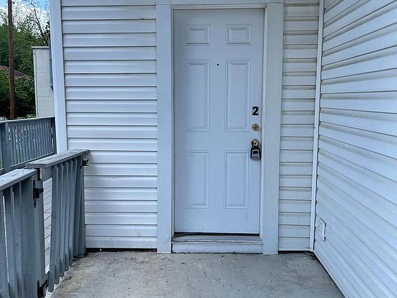 2nd image of 724 Virginia Ave APT 2