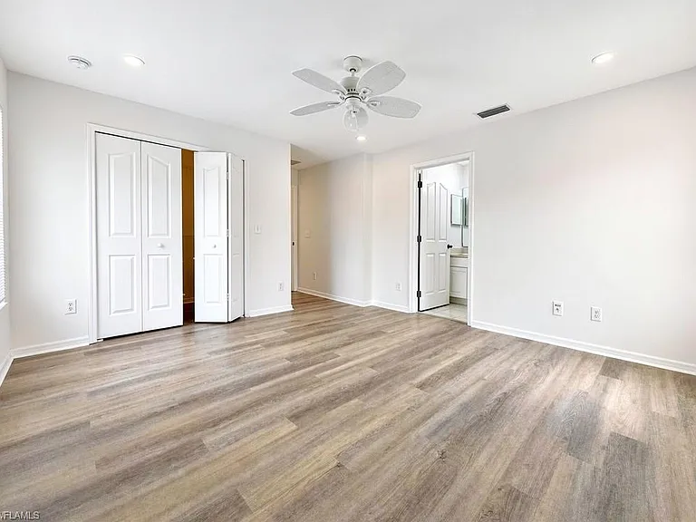 1407 W 10th St — Photo 6