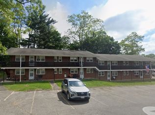 438 Springfield St APT 17, Agawam, MA 01001