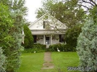 3661 State Route 160, Highland, IL 62249