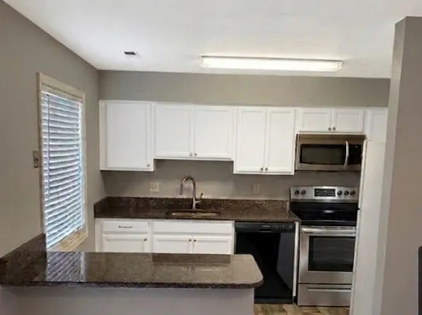 8509 Sullivan Ct, Manassas, VA 20110