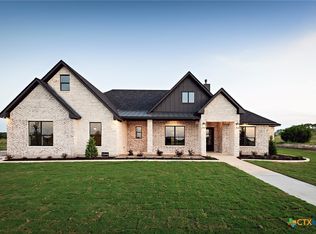 1644 Hunt Dr, Salado, TX 76571