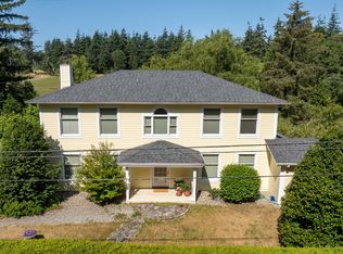 55848 Bates Rd, Bandon, OR 97411