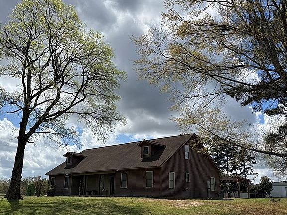 3rd image of 268 Bryer Lake Rd