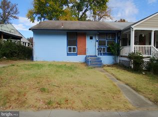 1827 Ray Leonard Rd, Landover, MD 20785