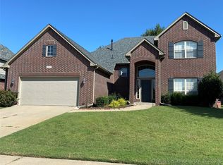 3920 W Utica St S, Broken Arrow, OK 74011