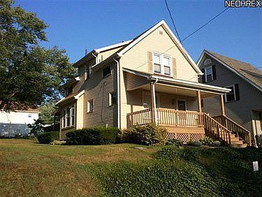 1st image of 115 N Bentley Ave