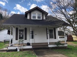 804 Chinn St, Raceland, KY 41169