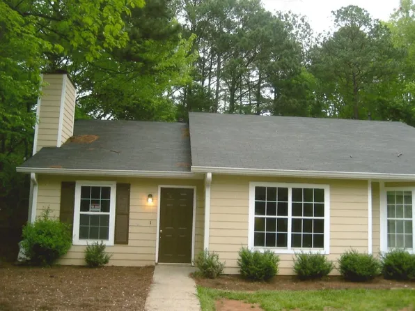 5144 Farm Place Dr NE, Woodstock, GA 30188