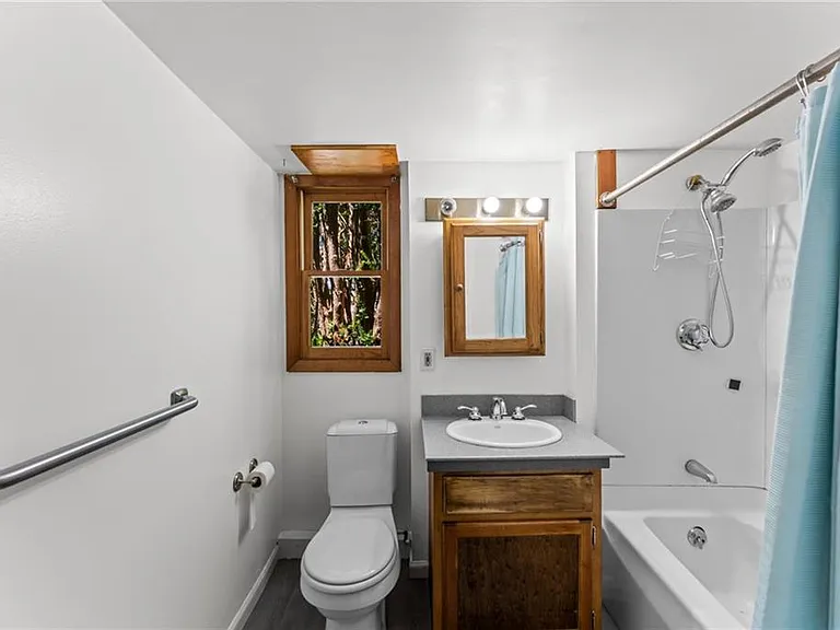 150 Wolcott Ave #A — Photo 16