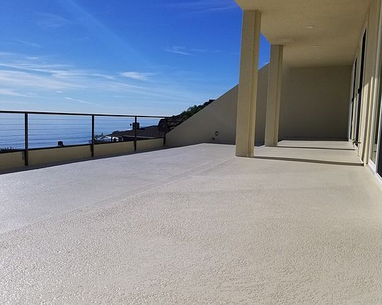 3rd image of 18055 Coastline Dr APT 2