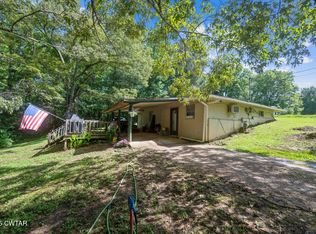 185 Corinth Rd, Darden, TN 38328