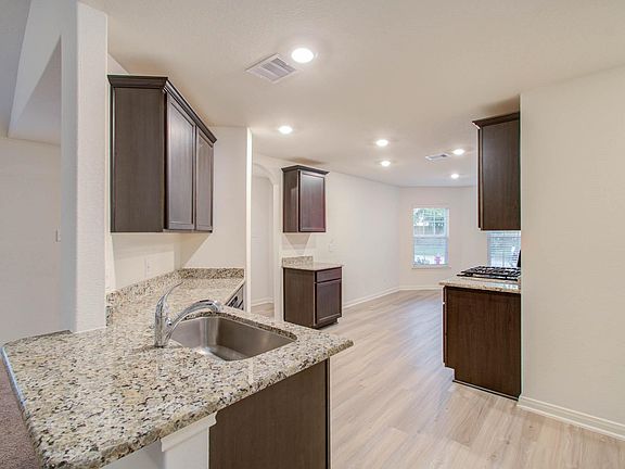 2nd image of 20739 Sunshine Meadow Dr
