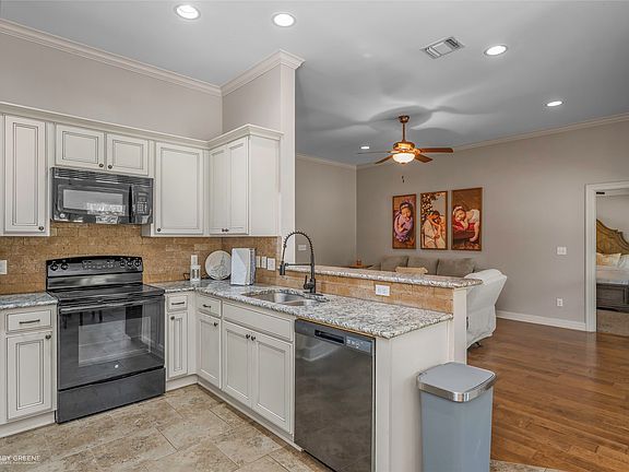 5th image of 3469 Grand Cane Ln