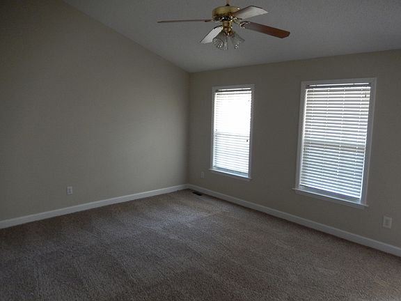 4th image of 106 Lanford Dr