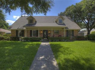 10423 Trailcliff Dr, Dallas, TX 75238