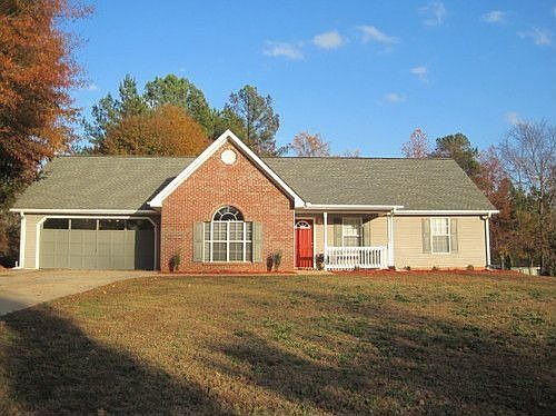 1st image of 176 Lakepointe Ct