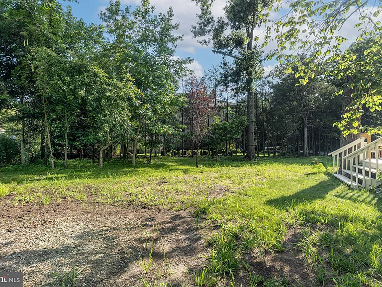 1800 Lark Ln — Photo 65