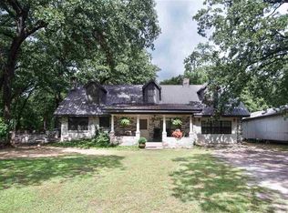 1079 Mary Niblack Rd, Ardmore, OK 73401