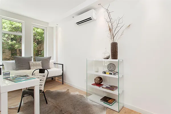 Rented by Douglas Elliman | media 14