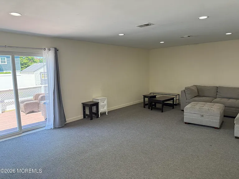 191 Norgrove Ave — Photo 6