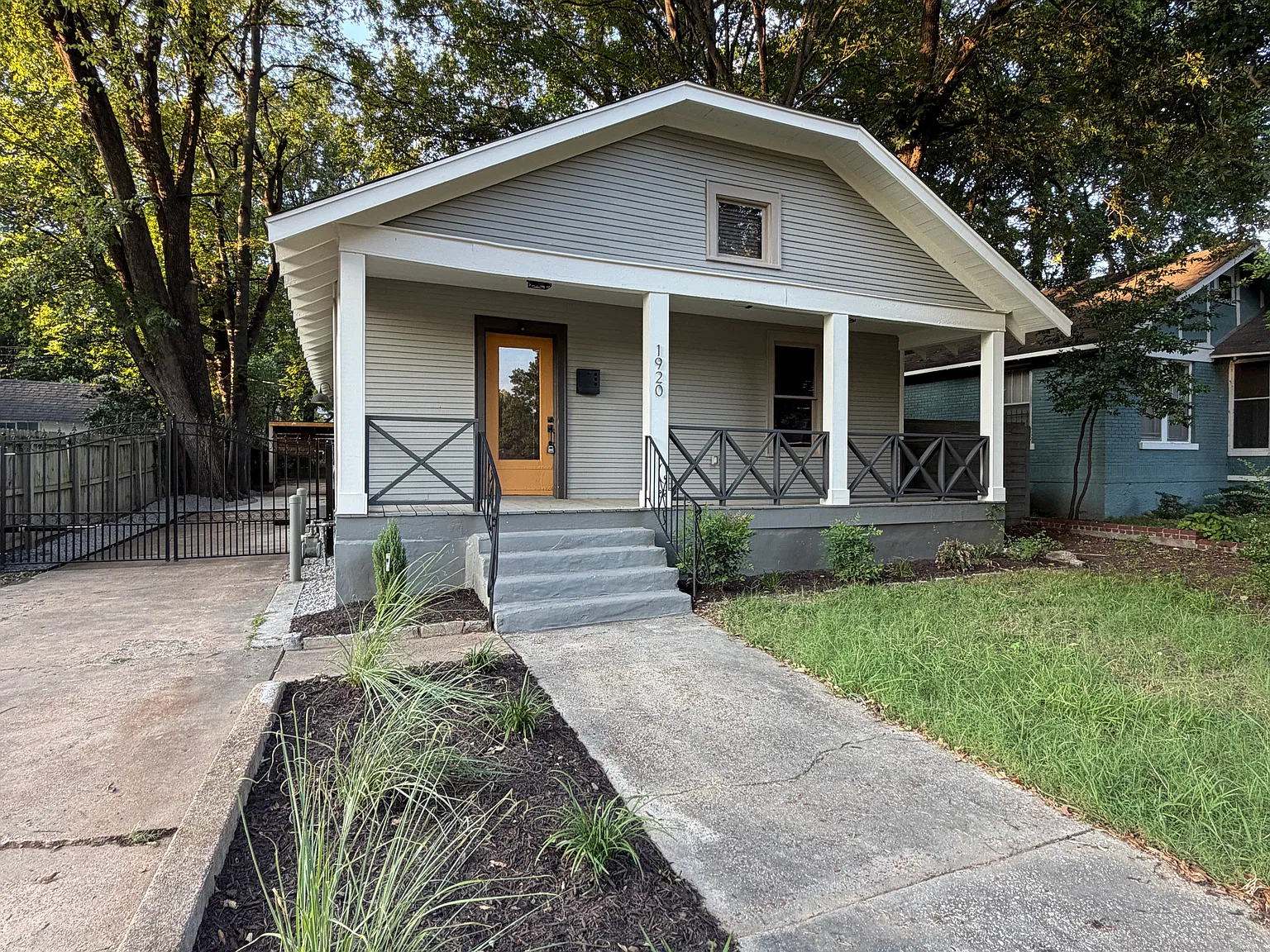 3 bed, 1589 sqft, $2,450 — Photo 1