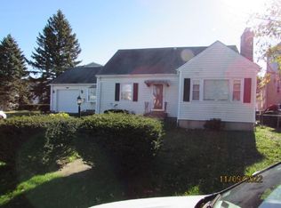 36 Liege St, Providence, RI 02908