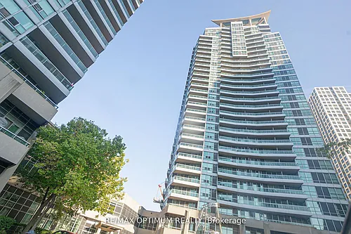 33 Elm Dr W Photo 1