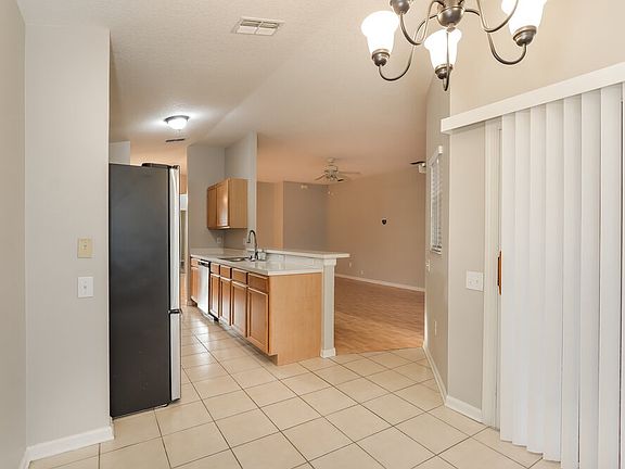 5th image of 5103 Gato Del Sol Cir