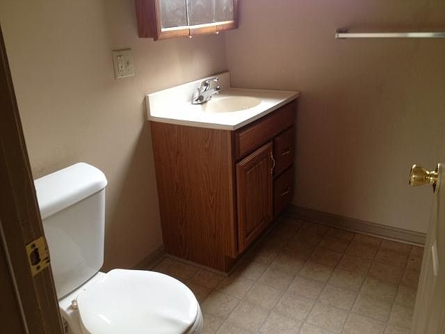 1st image of 100 Broadway St #3