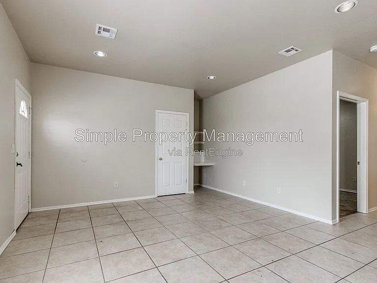 14625 Gilbert St #C — Photo 2