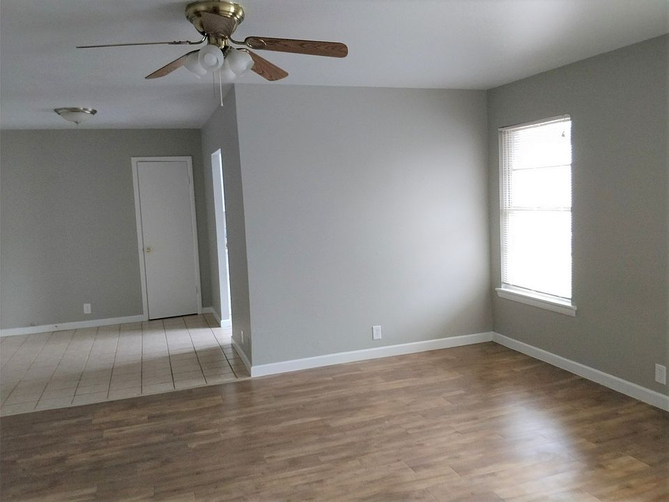 1st image of 523 S Travis St APT 8B