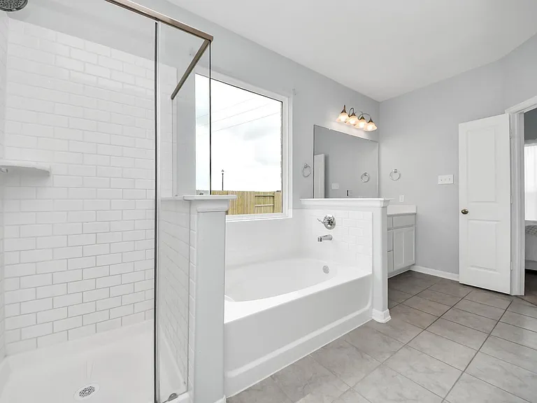 208 Salange Ln — Photo 32