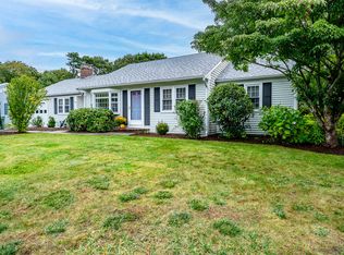 348 Prince Hinckley Rd, Centerville, MA 02632