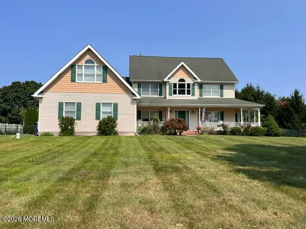 1827 Regina Court, Toms River, NJ 08755