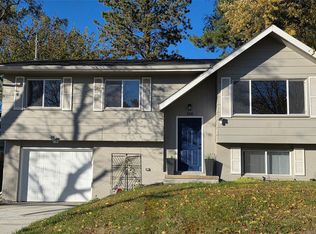 108 E Philip St, Des Moines, IA 50315