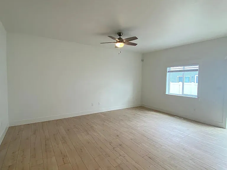 356 S 3 W — Photo 11