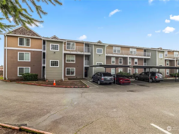 9815 Holly Drive #A104, Everett, WA 98204