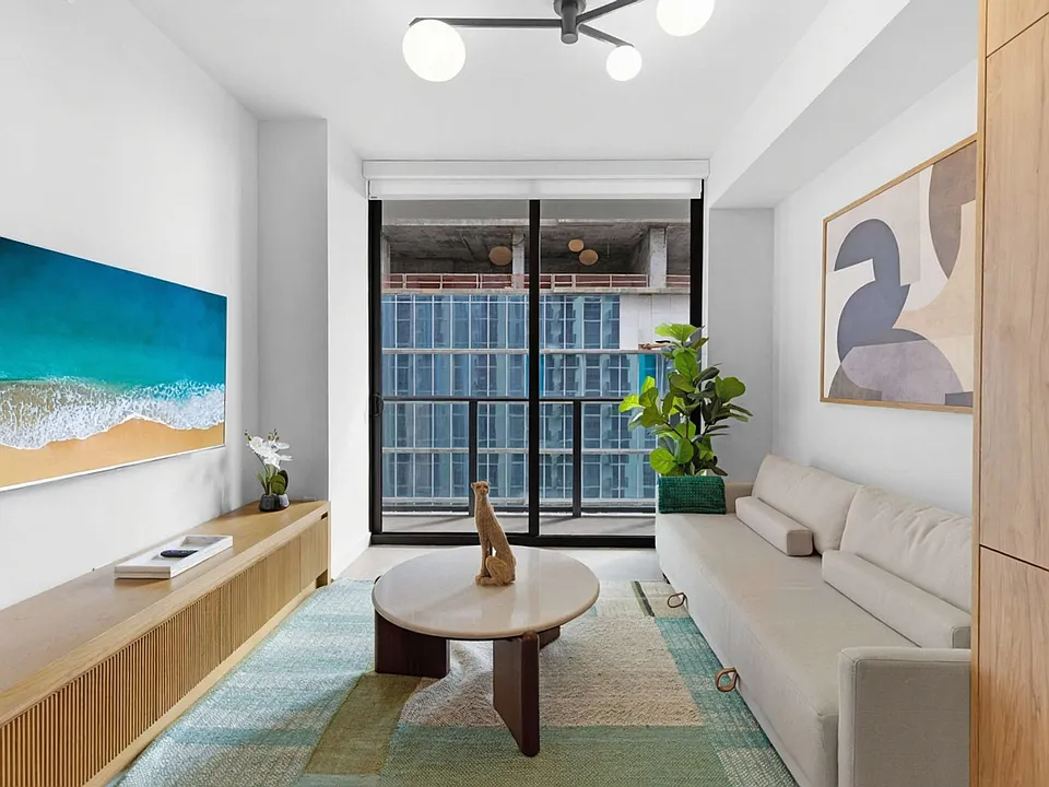 11 NE 6th St #34-ID1458939P