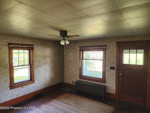3rd image of 516 Hunlock Harveyville Rd