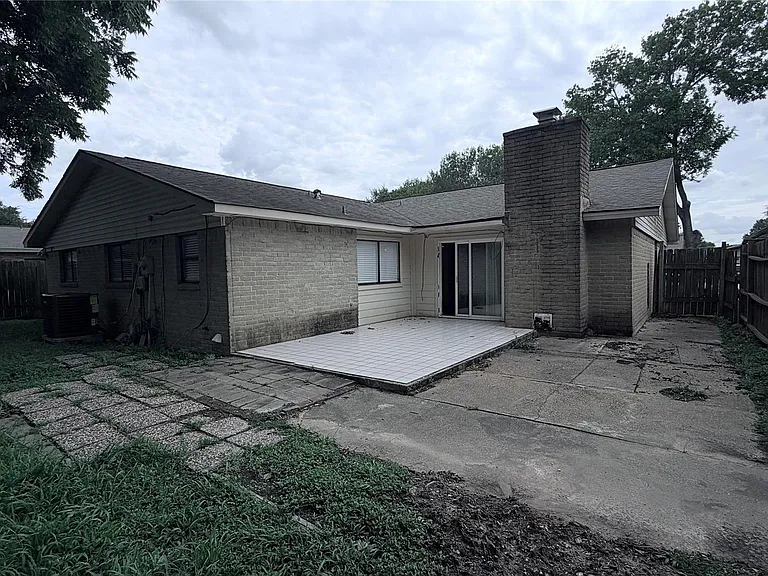 15507 Mira Monte Dr — Photo 25