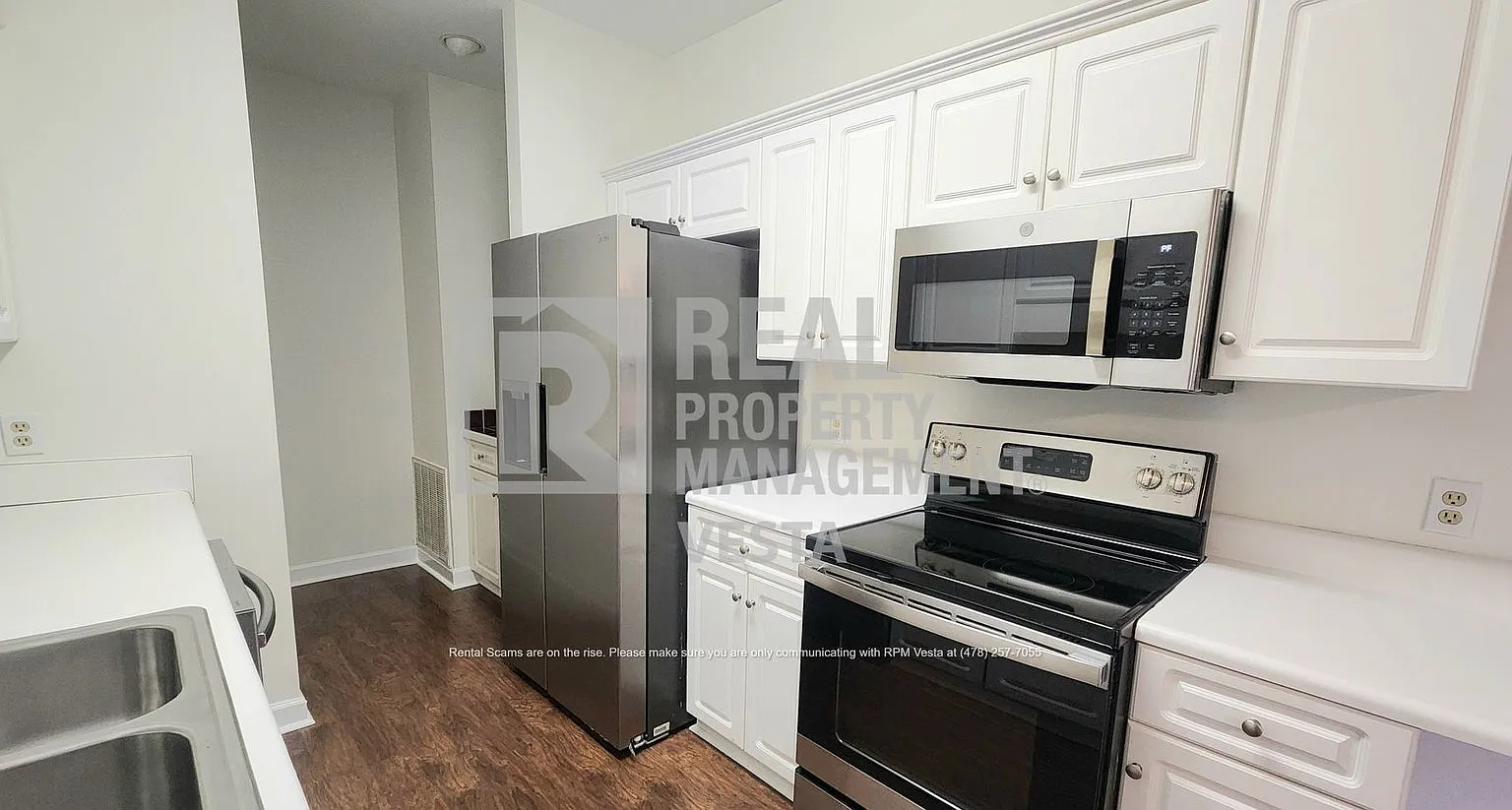3 bed, 3.0 bath, 1759 sqft, $1,775 — Photo 1