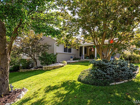 4th image of 7212 Emerald Bend Dr